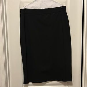 Liz Claiborne elastic waist black skirt